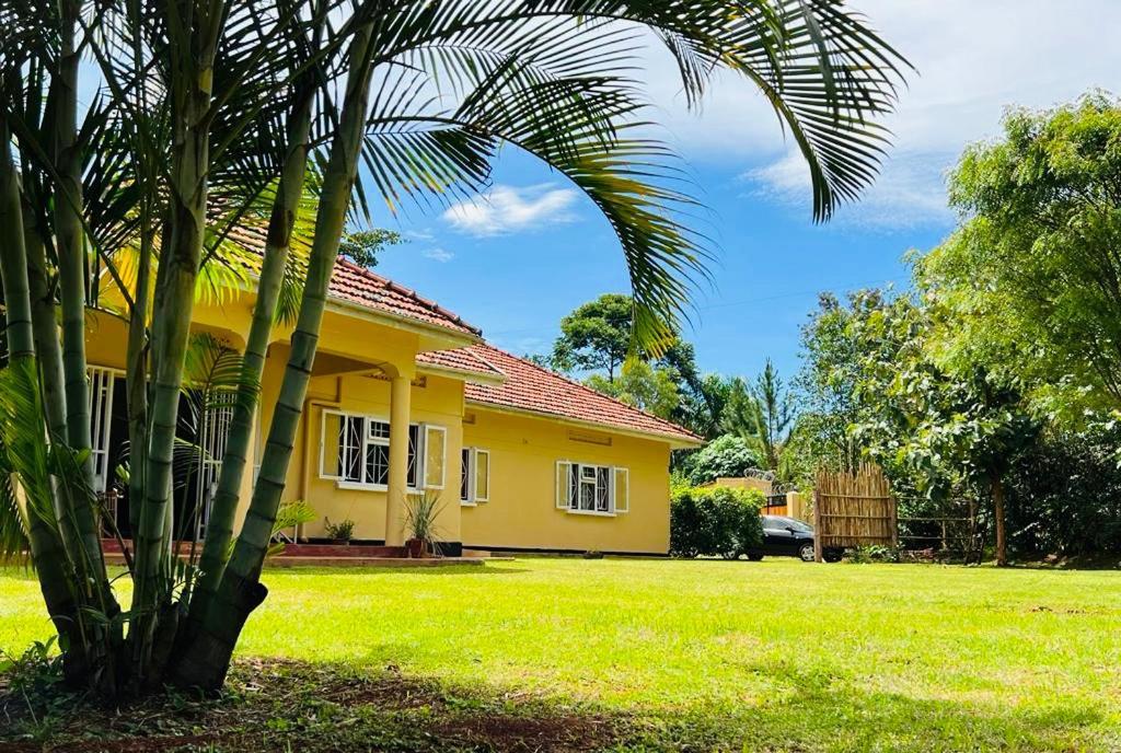 Buutu Nest Bed & Breakfast Jinja Dış mekan fotoğraf